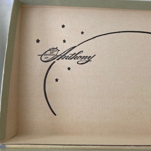 Vintage Anthony Jewelry Set in Original Box - Picture 4 of 16